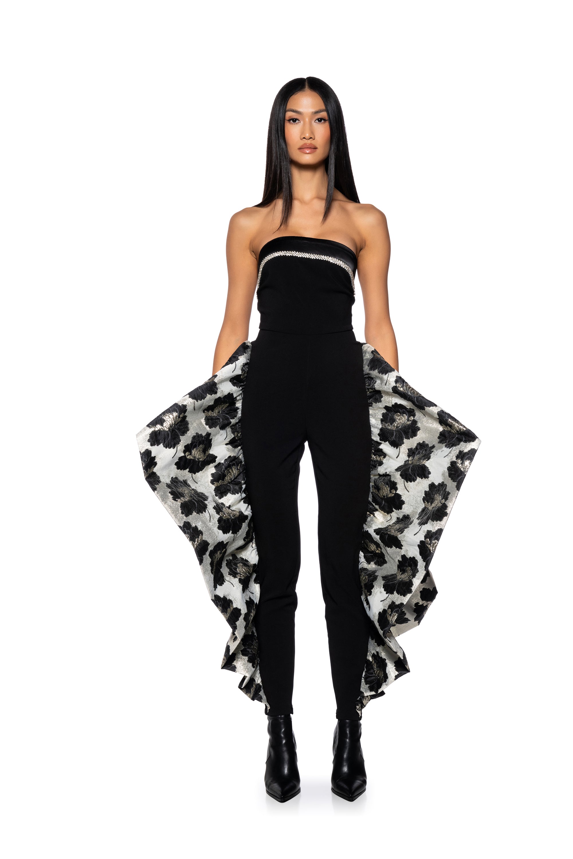 LA LA STRAPLESS FLARED JUMPSUIT