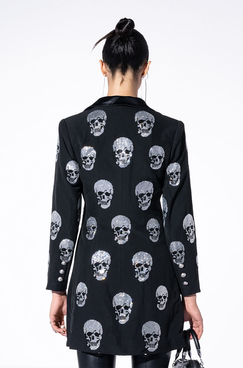 SERVING LOOKS IN THIS FASHION BLAZER WITH RHINESTONE SKULLS