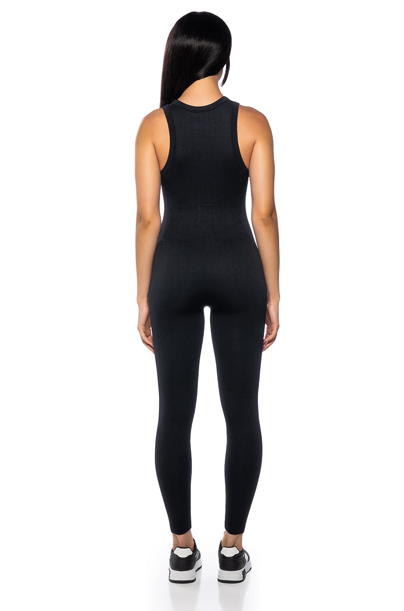 SLEEVELESS JUMPSUIT WITH ZIPPER