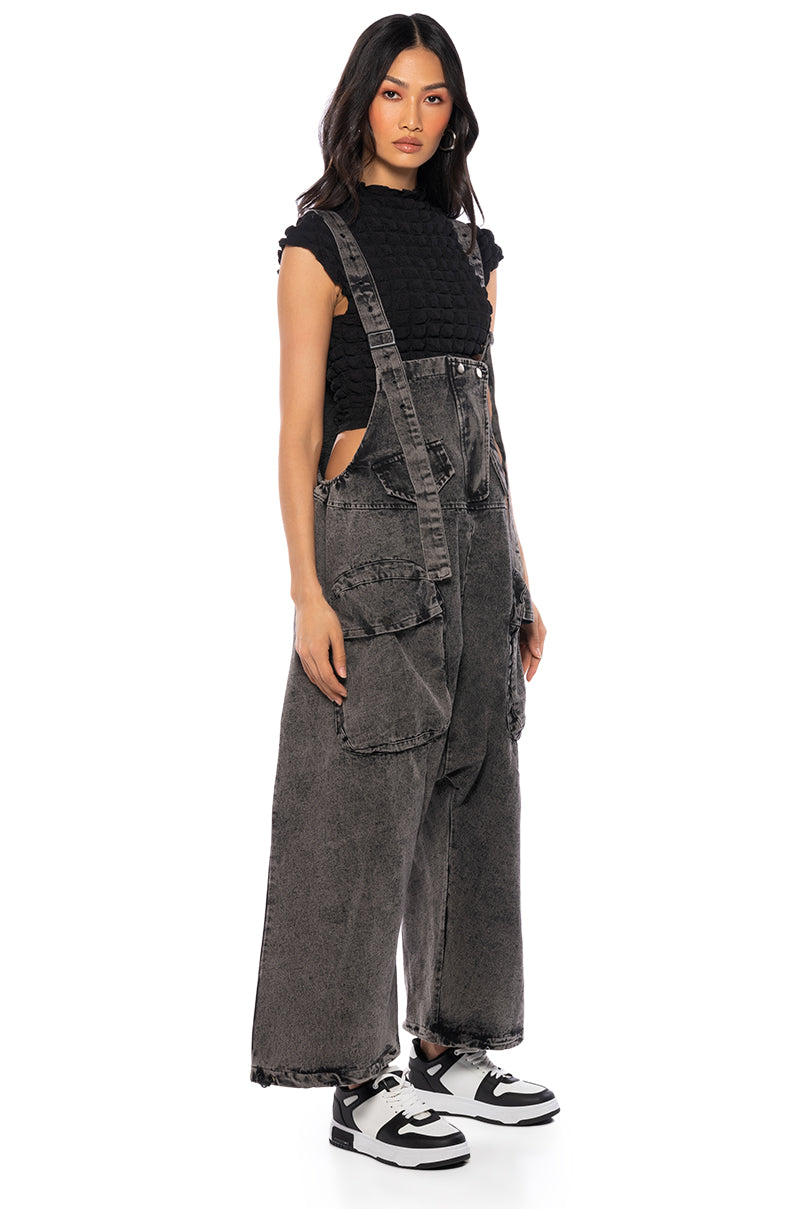 JUST LIKE THAT BAGGY FIT OVERALLS IN CHARCOAL