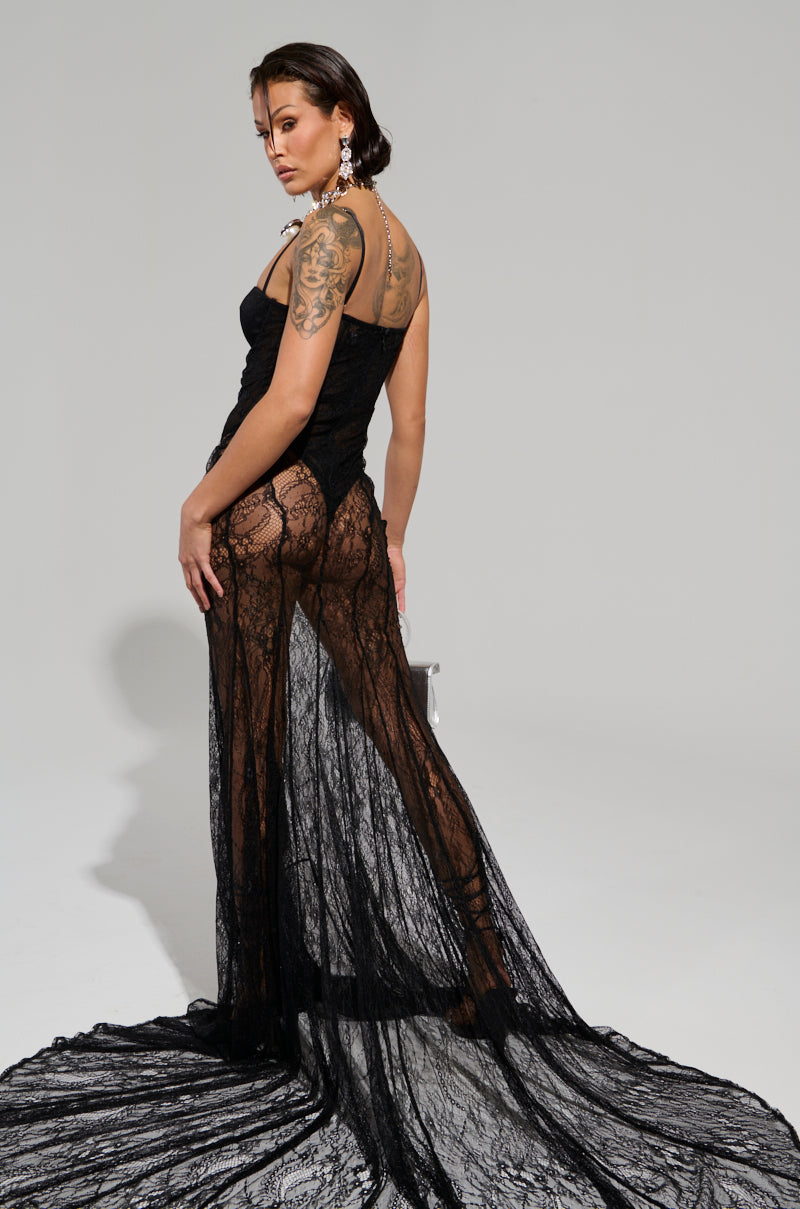 TROUBLES HERE LACE MAXI DRESS