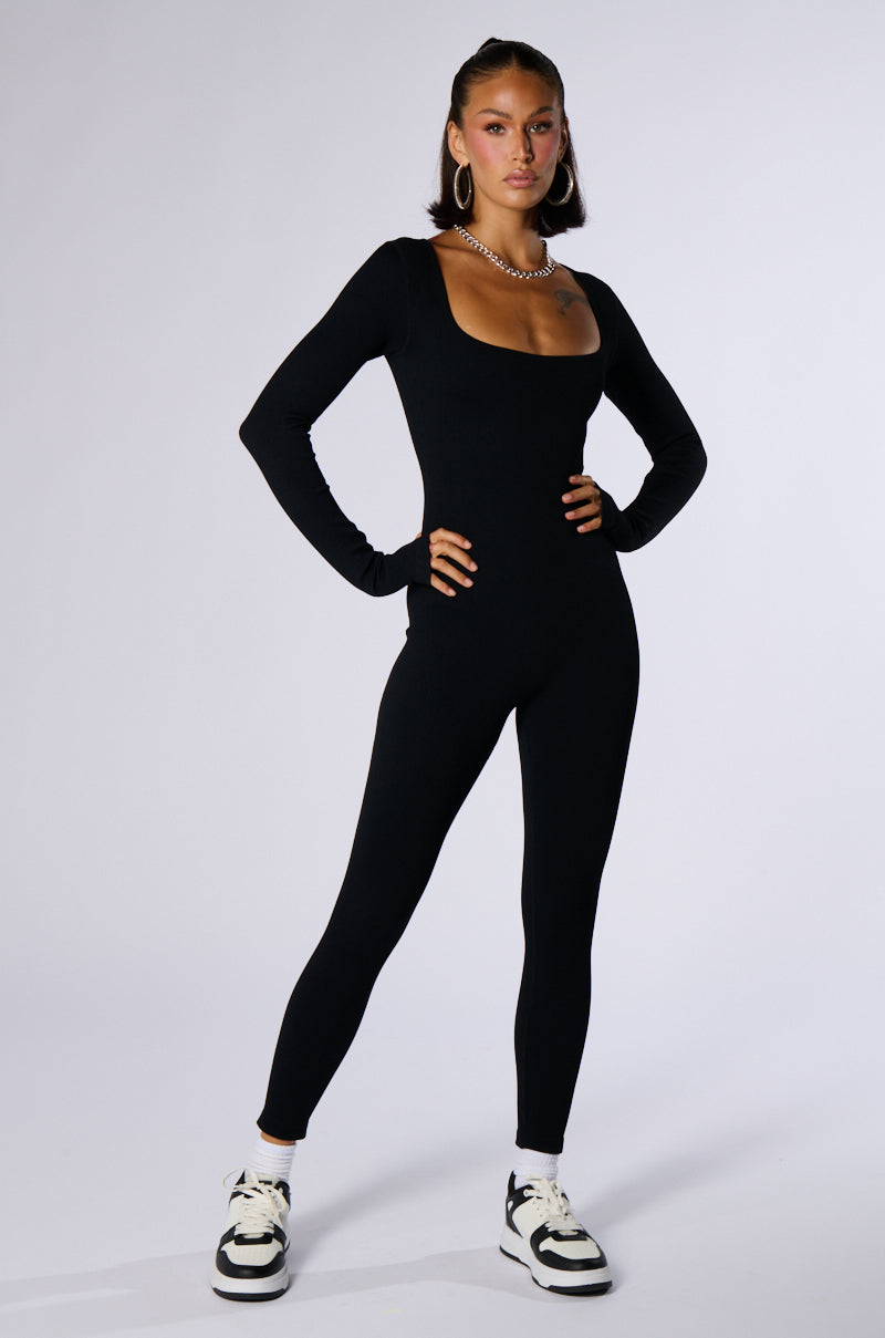 HOT GIRL WALK LONG SLEEVE CATSUIT IN BLACK