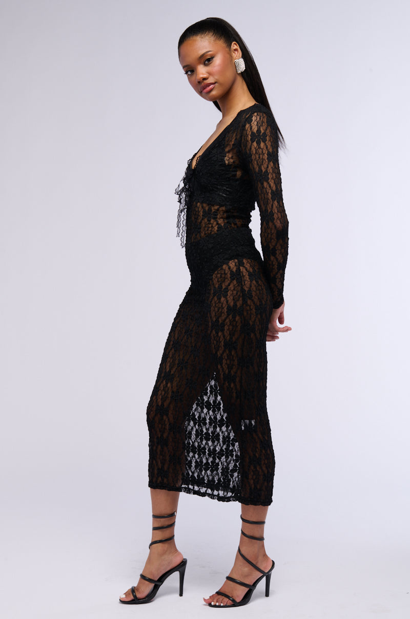 LIZZIE LACE MAXI DRESS