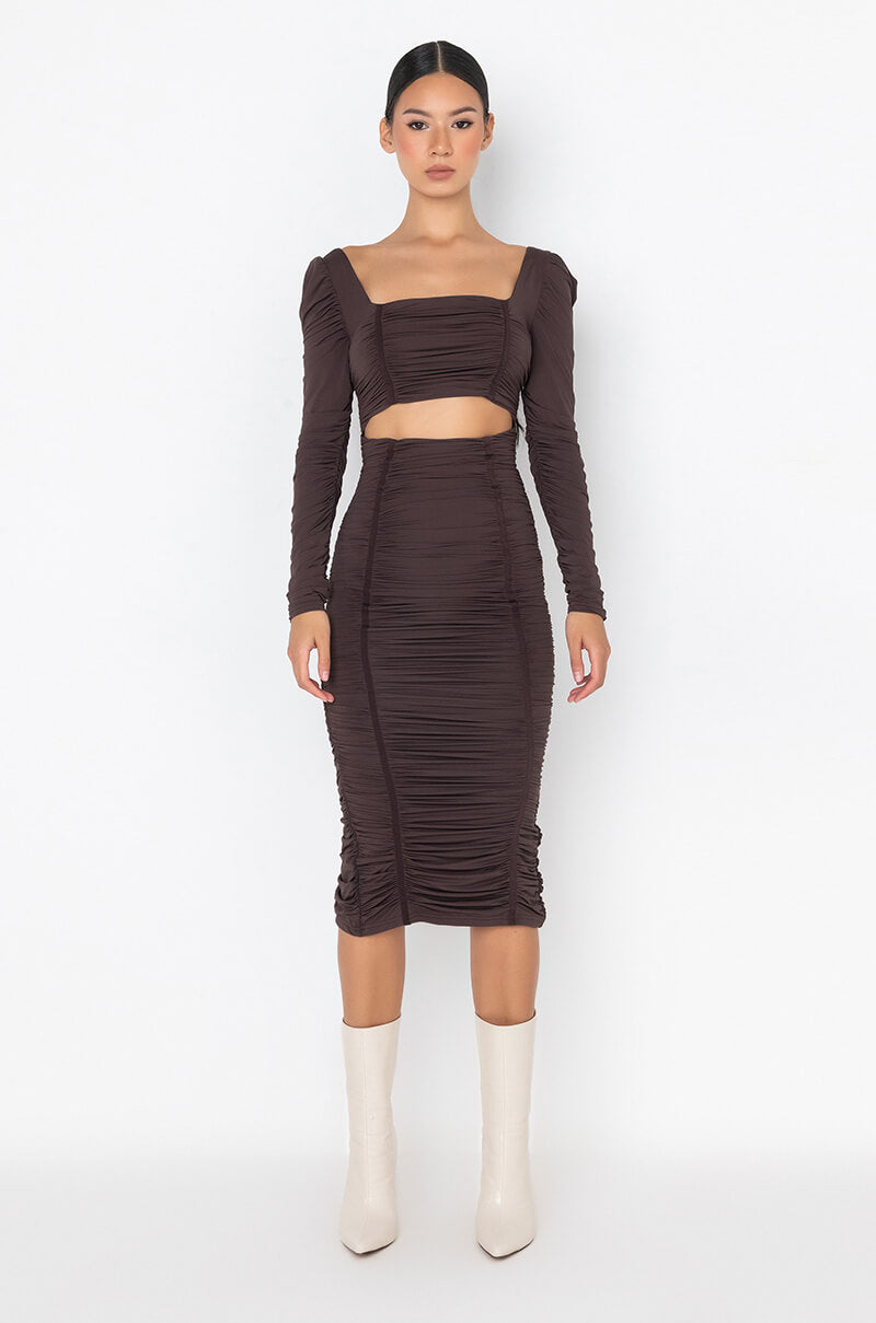 GOT THEM WONDERIN' LONG SLEEVE MIDI RUCHED DRESS